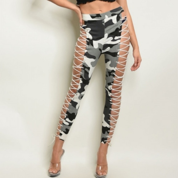 Small Camo Camouflage Lace Up Corset Pants Bottoms - Picture 2 of 4